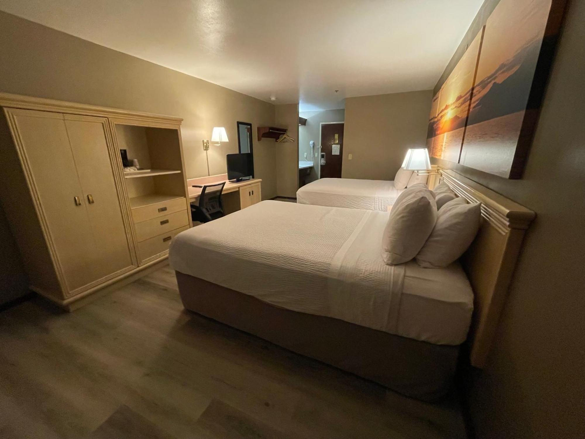 Days Inn By Wyndham Seatac Airport Bagian luar foto